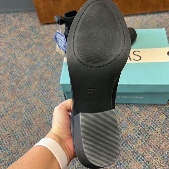Toms Booties - Picture 3 of 11